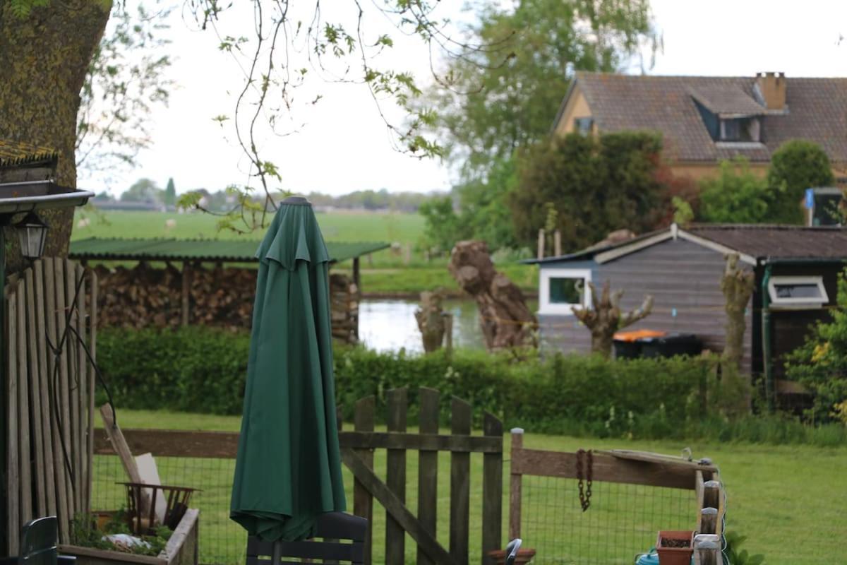 Rural Chalet Aan De Vecht Near Amsterdam Nigtevecht Exterior foto